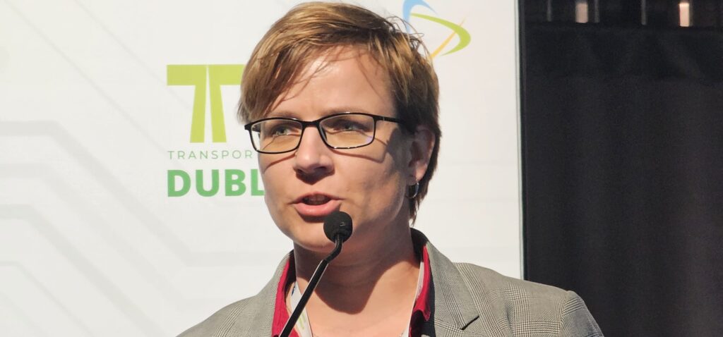 Veronika Valentová prezentující příspěvek na konferenci TRA 2024